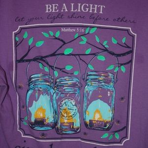Simply Southern "Be a Light" Short Sleeve Shirt L